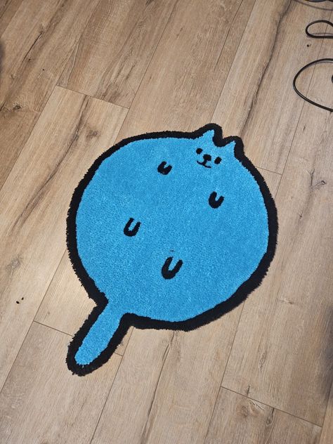 Blue tufted round cat rug Cat Tufted Rug, Cat Rug, Embroidery Diy, Tufted Rug, Rug, Embroidery, Blue