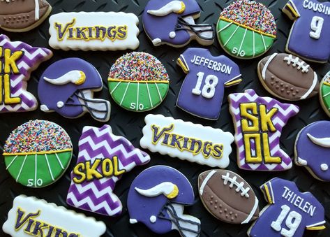 Royal icing sugar cookies Minnesota Vikings Cookies, Football Cookies Decorated, Football Sugar Cookies, Royal Icing Sugar Cookies, Icing Sugar Cookies, Sports Cookies, Viking Party, Football Cookies, Happy Birthday Cookie