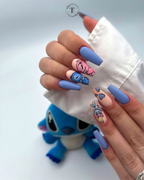 Nail art - handpainted 🎨🖌️ #disneynails #disneynailart #stichtnails #stichtnailart #nailart #nailartist #nailartclub #nailartwow #nailartdesign #nails2inspire #nailideas #cartoonnails #cartoonnailart #nokti #nailsbelgrade #noktinovibeograd #noktizemun #noktibeograd #noktici💅 #liloandstitch #nailsonfleek #nailsmagazin #nailsoftheday #nailartwow #nailporn #nailartist Bluey Nail Ideas, Nails Stitch, Lilo And Stitch Nails, Stitch Nails, Disney Acrylic Nails, Nail Art Disney, Disney Nails, Nails On Fleek, Lilo And Stitch