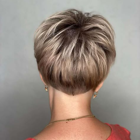 50 Short Hair Styles Over 50, Pixie Bob Back View, Brown Short Hairstyles, Short Hair Back View, Short Wedge Hairstyles, Short Stacked Hair, Layered Pixie Cut, Short Hair Back, Wedge Hairstyles