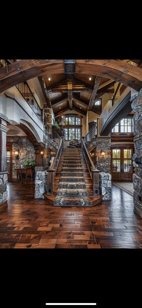 Western Ranch House Aesthetic, Texas Houses Ranch, Texas Houses Interior, Big Country Homes, Western Mansion, Western Houses Ranch Style, Western House Ideas, Western Houses, Rustic Mansion