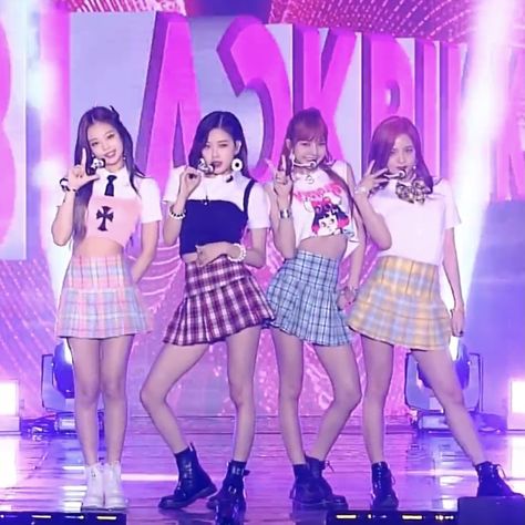 Blackpink As If Its Your Last Outfits, Black Pink On Stage, As If Its Your Last Outfit, Blackpink Music Video Outfits, As If It's Your Last Blackpink Outfits, Blackpink As If It's Your Last, Blackpink Outfit Stage, As If It's Your Last Blackpink, Rosé As If It's Your Last