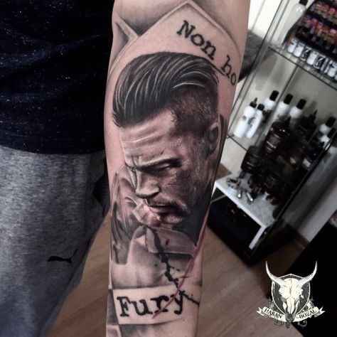 #bradpitt #fury #manisa #hasanbozal Fury Tattoo, Tattoo Desings, Classic Tattoo, Next Tattoo, Compass Tattoo, Black Tattoos, Tattoo Artists, Portrait Tattoo, Tattoo Designs