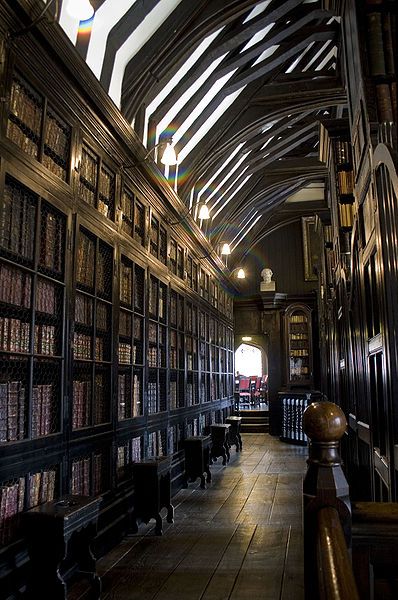 Inside Library, Old Libraries, Dream Library, Beautiful Library, Old Library, Manchester England, Home Libraries, Liberia, British Library