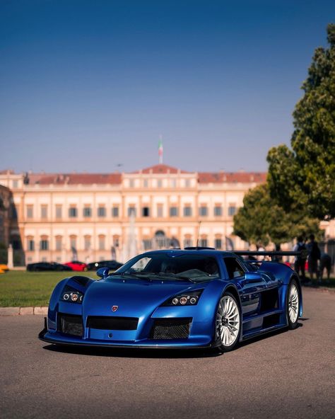 Gumpert Apollo #gumpert #apollo #gumpertapollo #apollos #gumpertapollos #monza #carsandcoffee #apolloautomobil #intensaemozione #apolloie… | Instagram Apollo Car, Gumpert Apollo, Cool Car Pictures, Car Goals, Dream Garage, Car Manufacturers, Amazing Cars, Hot Cars, Cool Cars