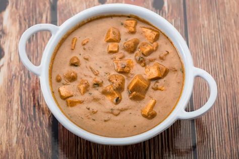 Dog Gravy Recipe, Foods Cats Can Eat, Dog Gravy, Cooking Stew Beef, Diy Cat Food, Healthy Cat Food, Homemade Cat Food, How To Make Gravy, Homemade Gravy