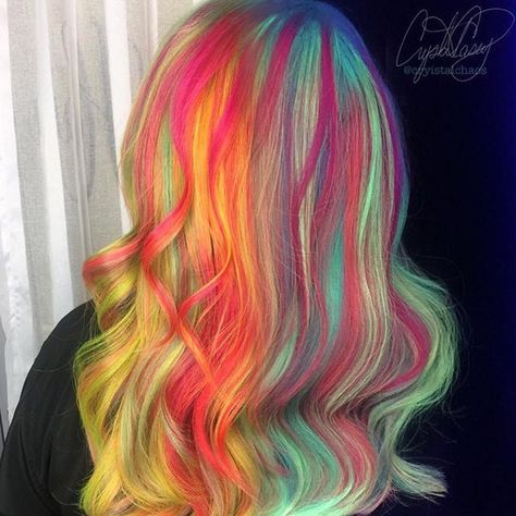 “High Voltage! ⚡️💥⚡️ Half in regular light and half in black light! 🍭 So awesome! Hair by: 🎨@cryistalchaos🎨 Mermaid: 🌈@thenamesbubbles🌈 🐙 #mermaidians 🐙” Wigs Ideas, Neon Hair Color, Summer Hair Trends, Vivid Hair Color, Rainbow Hair Color, Colourful Hair, Multi Colored Hair, Neon Hair, Hair Instagram