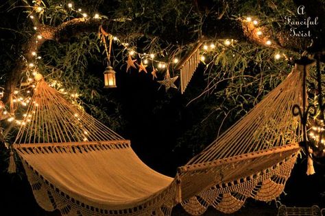 16 Fantabulous ways to get your twinkle light on Soothing Images, Fairy Lights Decor, Backyard Hammock, Garden Fence, Twinkle Lights, Summer Nights, Fairy Lights, String Lights, Fairy Garden