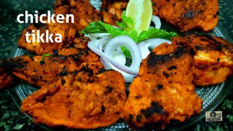 Chicken tikka is a most popular recipe made using marinated chicken and grilled in a tandoor or tawa.In this video you will learn how to make Chicken tikka at home without an oven or tandoor. You can make chicken tikka in a gas stove on a pan or tawa. Marinate the chicken for 30 minutes to 1 hour or overnight marinate either way but you will still get the restaurant taste. smoke the chicken tikka using a small piece of hot charcoal before grilling. You will get the taste and aroma of tandoor and Chicken Tikka Curry, Tandoori Chicken Tikka, Chicken Tikka Kebab, Chicken Tikka Recipe, Chicken Starter Recipes, Healthy Low Fat Recipes, Low Calorie Chicken, Recipes With Chicken And Peppers, Tikka Recipe