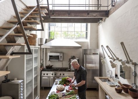 Commercial Kitchen Design, Loft Kitchen, Craftsman Kitchen, London Kitchen, H Design, Chefs Kitchen, Industrial Kitchen, Favorite Kitchen, Commercial Kitchen