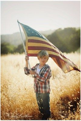 American Flag 4th of July photoshoot.  Boy holding flag in an open field for 4th of July Flag Photoshoot, Patriotic Photography, Jay Hind, Pea Photography, American Flag Photos, Edit Photography, 4th Of July Photos, Photography Mini Sessions, American Photo