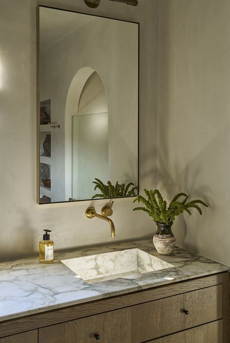 HANCOCK PARK — Studio AF Mediterranean Minimalist Interior, Spanish Colonial Homes, Mediterranean Revival, Exterior Renovation, Small Bathroom Makeover, Bathroom Design Inspiration, Interior Renovation, Bathroom Inspiration Decor, Colonial House