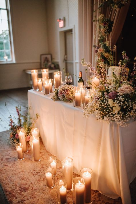 Sweetheart Table Romantic, Sweetheart Table Flowers And Candles, Candle Sweetheart Table Wedding, Romantic Sweetheart Table Wedding, Sweat Heart Table Wedding Ideas, Candles Sweetheart Table, Sweet Heart Table Decor, Head Table Florals, Sweetheart Table Candles