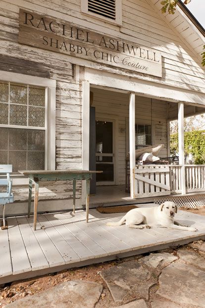 Decor Inspiration Rachel Ashwell shabby chic couture | Cool Chic Style Fashion Rachel Ashwell Shabby Chic Couture, Round Top Texas, Rachel Ashwell Shabby Chic, Homestead Gardens, Retail Displays, Pinterest App, Rachel Ashwell, Prairie Style, Shabby Cottage