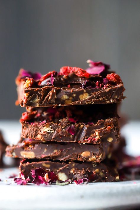 Goji Berry & Rose Chocolate Fudge Bark Goji Berry Recipes, Chocolate Texture, Rose Chocolate, Cooking Theme, Blackberry Syrup, Fudge Recipes Chocolate, Pink Food, Bark Recipe, Goji Berry