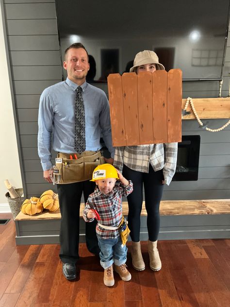 Tim “the tool man” Taylor, Al, and the neighbor. 90s TV halloween costume. Construction Worker Family Costume, Tim Taylor Home Improvement, Lawn Mower Costume, Home Improvement Halloween Costumes, Home Improvement Costume Ideas, Preschool Boy Halloween Costumes, Tim The Tool Man Taylor Costume, Construction Family Costume, Tool Time Halloween Costume