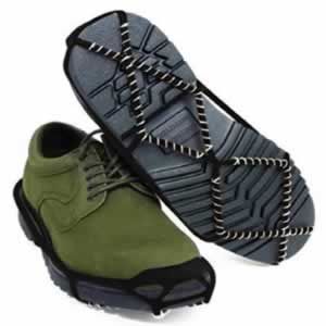 Yak Trax. Need these for running in the winter. Traction Device, Slip Resistant Shoes, Slip And Fall, Shoe Covers, Snow Shoes, Winter Accessories, Shoe Care, Walk On, On Shoes