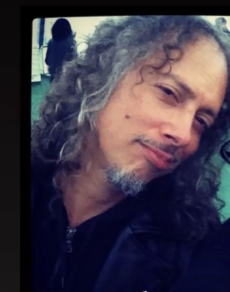 Kirk Hammett Tattoos, Kirk Hammett Shower Cap Pic, Thrash Metal Hair, Kirk Hammett Load Era, Kirk Hammett Tongue, Kirk Hammett Crooked Teeth, Kirk Hammett Dreadlocks, Kirk Hammet, Kirk Metallica