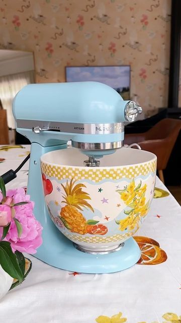 Tori Falzon on Instagram: "KitchenAid 🤝 Alemais, two of my fav worlds collide, just in time for Christmas @kitchenaidausnz @alemais.official #kitchenaid #madewithkitchenaid #gift" Kitchenaid Aesthetic, Kitchenaid Pistachio, First Home Essentials, Tokyo Apartment, Worlds Collide, Cute Kitchen, Grandmas House, Blue Kitchens, Room Style