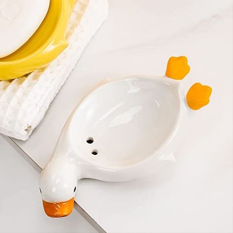 UIYIHIF Ceramic Shower Soap Dish Tray, Soap Savers Tray with Self Draining Cute Duck Shape Soap Rack for Shower Bathroom Tub Kitchen Sink Ducky Bathroom, Frog Soap Dish, Duck Soap Dispenser, Duck Bathroom, Bathroom Setup, Porcelain Soap Dish, Enamel Soap Dish, Shower Bathroom, Shower Soap