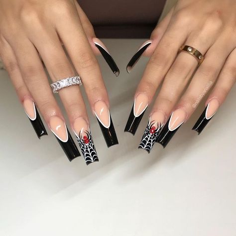 Halloween French Tip Nails, Halloween French Tip, Halloween Nail Art Designs, Holloween Nails, Halloween Acrylic Nails, Punk Nails, Edgy Nails, Grunge Nails, French Tip Acrylic Nails