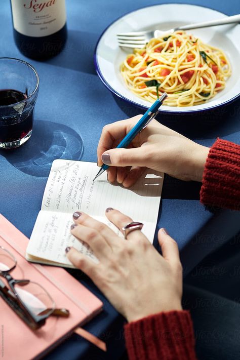 Woman writing agenda at lunch. by Martí Sans for Stocksy United Coffee Cafe Interior, Espresso Extraction, Coffee Designs Art, Lunch And Learn, Woman Writing, Coffee House Design, Coffee Organization, Diy Coffee Station, Coffee Station Kitchen