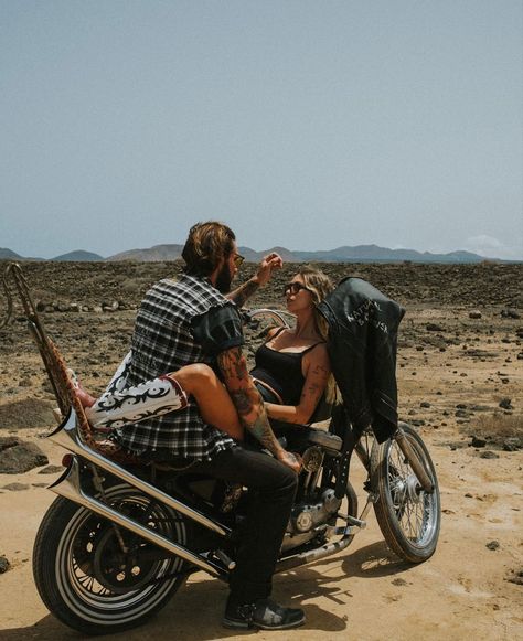 Motorcycle Girlfriend Aesthetic, Biker Mc Aesthetic, Couples On Bikes Motorcycles, Motorcycle Romance Aesthetic, Biker Gf Aesthetic, Couples Motorcycle Pictures, Motorcycle Aesthetic Vintage, Chopper Motorcycle Aesthetic, Biker Babe Aesthetic