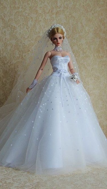 Accessoires Barbie, Barbie Dress Pattern, Barbie Bridal, Barbie Wedding Dress, Barbie Doll Clothing Patterns, Diy Barbie Clothes, Wedding Doll, Barbie Fashionista Dolls, Diy Wedding Dress