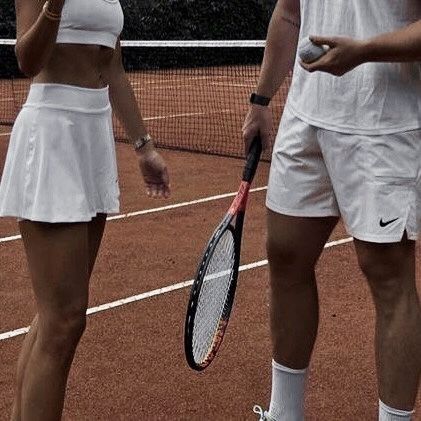 Tennis Date Aesthetic, Tennis Girlfriend Aesthetic, Tennis Couple Aesthetic, Tennis Player Aesthetic, Tennis Core, Country Club Aesthetic, College Tennis, Tennis Girl, Tennis Aesthetic