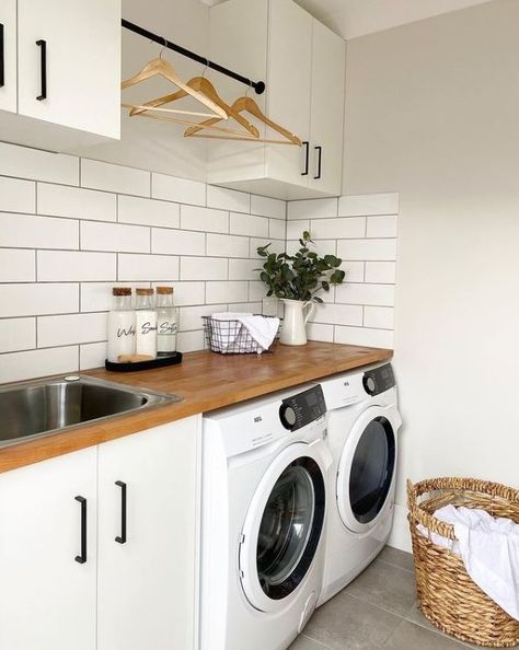 kaboodle kitchen on Instagram: “With a little effort, the laundry room can be just as stylish and organised as the rest of the house. @houseandhomeproject has used our…” Laundry Makeover, Stacked Laundry Room, Laundry Room Ideas Small Space, Small Laundry Room Makeover, Diy Kitchens, Dream Laundry Room, Manicure Designs, Laundry Room Layouts, Laundry Room Renovation