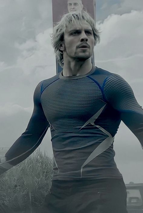 Aaron Taylor Johnson Quicksilver, Aaron Johnson, Emo Pfp, Avengers Age Of Ultron, Aaron Taylor, Marvel Superhero Posters, Marvel Photo, Pietro Maximoff, Aaron Taylor Johnson