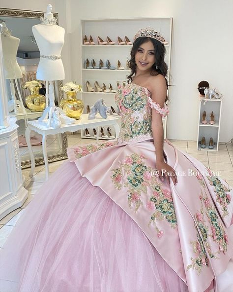 Pink And White Charro Dress, Pink Mexican Quinceanera Theme, Baby Pink Quinceanera Dresses Mexican, Charo Quinceanera Dresses Pink, Pink Flower Quince Dress, Colombian Quinceanera, Pink Flower Quinceanera Dresses, Pink Charro Quince, White Quince Dress With Flowers