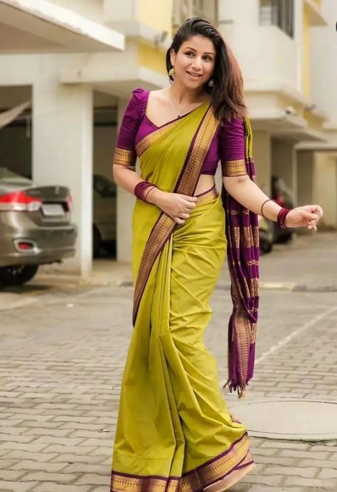 Silk Saree Blouse Designs Patterns, Lace Blouse Design, Festive Attire, Simple Saree Designs, New Saree Blouse Designs, Latest Model Blouse Designs, Traditional Blouse Designs, Fashionable Saree Blouse Designs, Blouse Designs Indian