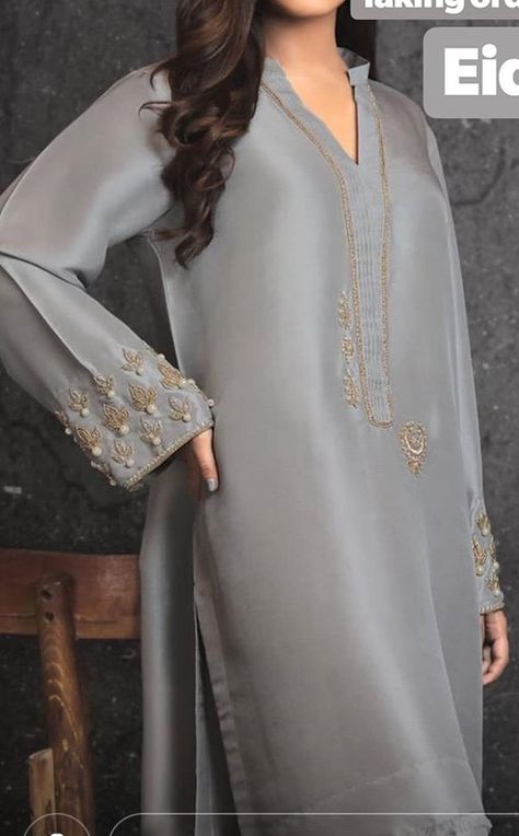 Embroidered Trousers, Into The Blue, Stylish Short Dresses, Casual Indian Fashion, Long Kurti Designs, Pakistani Fancy Dresses, Pakistani Dresses Casual, Pakistani Fashion Party Wear, Beautiful Pakistani Dresses