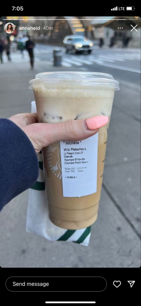 Starbucks Coffee Orders Low Calorie, Low Cal Starbucks Drinks Hot Coffee, Starbucks Pistachio Drinks, Pistachio Drink, Cold Brew Starbucks Order Low Calorie, Pumpkin Cream Cold Brew Starbucks Order, Low Calorie Starbucks Drinks Iced Coffee Pumpkin, Low Calorie Starbucks, Pistachio Latte