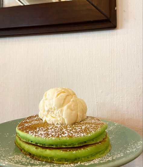 Pandan Pancakes, Cafe Ideas, My Food, Avocado Toast, Pancakes, Avocado, Toast, Cafe, Quick Saves