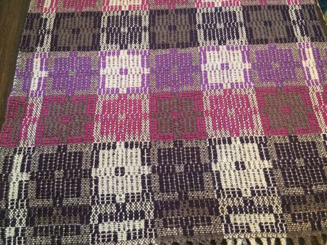 Crackle Weave Patterns, Crackle Weave, Versatile Weave, Woven Textiles, Weaving Ideas, Weaving Drafts, Hand Woven Textiles, Weaving Patterns, Cleveland