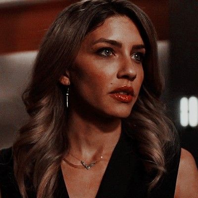 Juliana Harkavy, Girl Soldier, Dinah Drake, Big Barda, Van Dyne, Bionic Woman, New Gods, Black Lightning, Black Canary