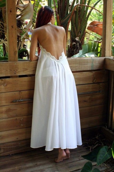 be53ee61104935234b174e62a07e53cfdesc37013758ri Wedding Nightgown, Nightgown Lace, Bridal Nightgown, Cotton Gowns, Gown Bridal, Chique Outfits, Backless Wedding, Wedding Lingerie, Bridal Lingerie