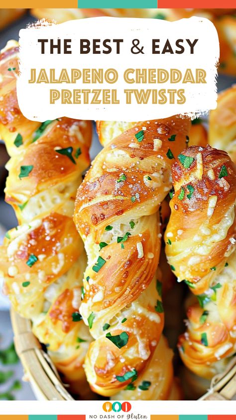 Pizza Soft Pretzels, Jalapeno Pretzel Bites, Easy Sourdough Pretzel Recipe, Homemade Hard Pretzels, Savory Pretzel Recipe, Sweet And Savory Snacks, Savory Holiday Treats, Jalapeno Bread Recipes, Cheesy Pretzels