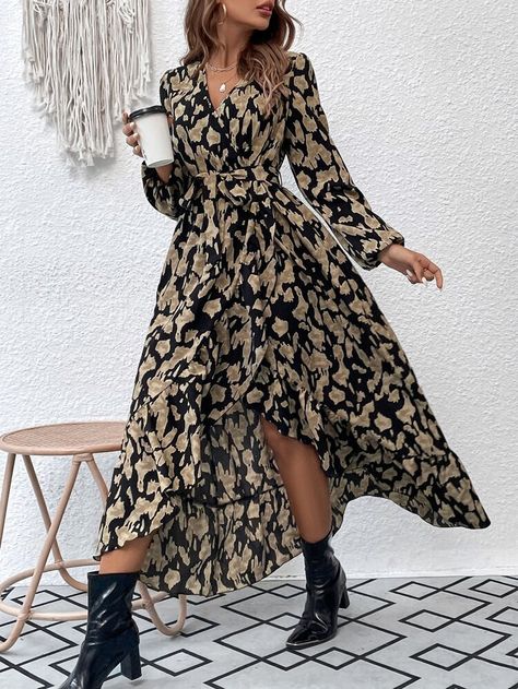 Dress With Boots Wedding Guest, V Neck Long Sleeve Dress, Two Tone Dress, Midi Skater Dress, V Neck Midi Dress, Dress Shirt Sleeves, Ruffle Hem Dress, Women Maxi, Vestido Casual