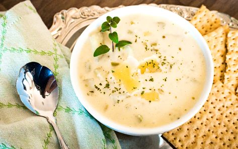 Clam Chowder For Two, Small Batch Clam Chowder, Clam Chowder In Bread Bowl, Mo’s Clam Chowder Recipe, Razor Clams Recipe, Healthier Clam Chowder, Brattens Famous Clam Chowder, Mesquite Wood, Healthy Meals For One