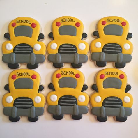 School Bus Cookies Wheels On The Bus Cupcakes, Mechanic Cookies, Bus Cupcakes, School Bus Cookies, Bus Cookies, School Bus Party, Bus Cake, Bus Party, Transportation Birthday Party