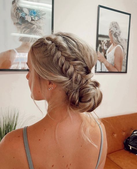 Simple Prom Hairstyles, Easy Prom Hairstyles, Prom Hair Up, Hairstyle For Prom, Cute Prom Hairstyles, Formal Hairstyles For Long Hair, Simple Prom Hair, Prom Hairstyles For Short Hair, Hoco Hairstyles