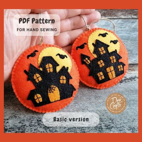 Halloween Felt Haunted Mansion Ornaments PDF Tutorial & Pattern for Hand Sewing / BASIC Version / DIGITAL Instant Download - Etsy Felt Halloween Ornaments, Halloween Felt Crafts, Pumpkin Ornaments, Felt Pumpkins, Felt Halloween, Felt Embroidery, Felt Wool, Felt Pattern, Wool Projects