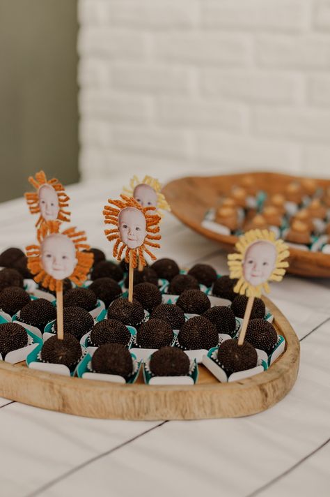 Boho Lion Party, 1st Birthday Lion Theme, Lion Birthday Party Ideas Decoration, Lion First Birthday Party Boy, Lion Party Ideas, Safari Baby Birthday Party, Lion Birthday Theme, Lion First Birthday, Lion Birthday Party