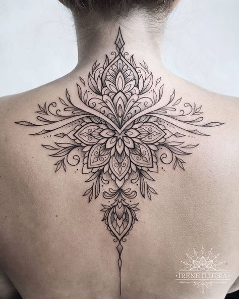 Mandala Chest Tattoo, Back Of Neck Tattoos For Women, Mandala Tattoos For Women, Nape Tattoo, Bohemian Tattoo, Backpiece Tattoo, Piece Tattoo, Shoulder Blade Tattoo, Upper Back Tattoos