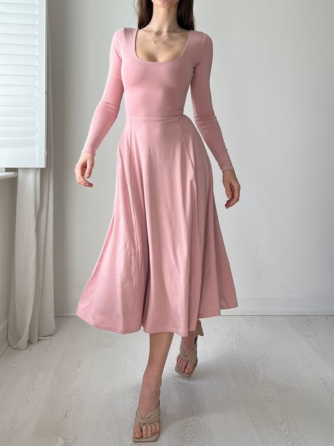 Feminine Non-stretch Midi Dress, Luxury Feminine Long Sleeve Midi Dress, Fitted Balletcore Evening Dress, Pink Silk Feminine Dress, Princesscore Long Sleeve Fitted Dress, Classic Dress Elegant, Satin Formal Dress, Soft Classic, Pink Midi Dress