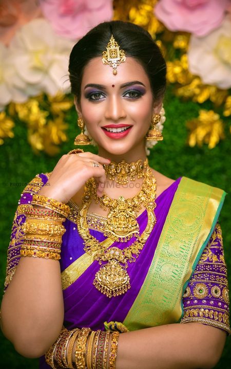 Engagement Story Ideas, Silver Jewelry Indian, Sarees Design, Jewellery Shoot, India Saree, South Indian Bride Saree, Engagement Story, Indian Bride Poses, Silver Bridal Jewellery