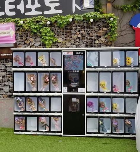 Flower Vending Machine, Cute Vending Machine, Champagne Cart, Vending Business, Vending Machine Design, Flower Shop Display, Metal Sheet Design, Flowers Display, Vending Machine Business